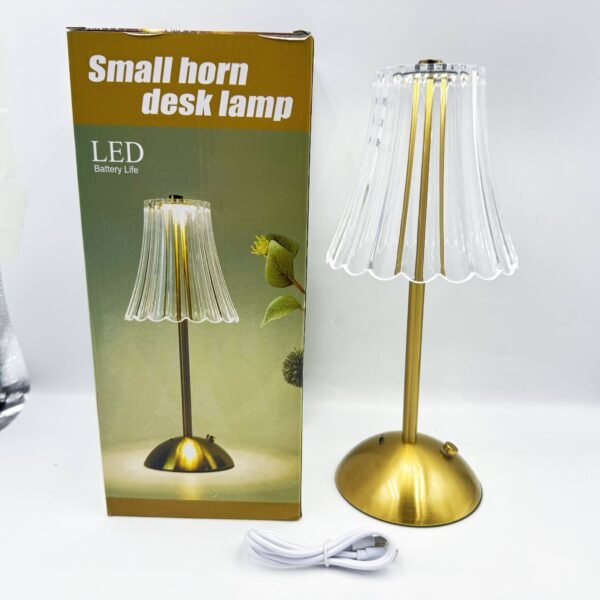 Crystal Vintage Table Lamp Bedside Lamp for Bedroom Luxury Ambiance Light Nightstand Lamp Charging Night Light Master Bedroom Elegance