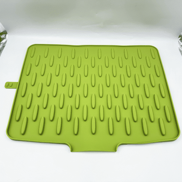Sloped Silicone Drainage Mat for Countertops Kitchen Heat-Resistant Pot Mat Thickened Countertop Pad Non-Slip Cutting Board Anchor Mat